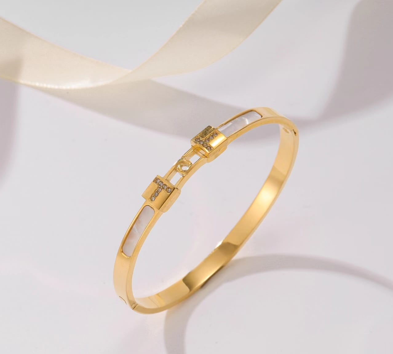 Aurelia Elegance Bracelet