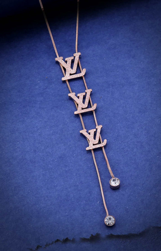 Stone-Studded Short Necklace