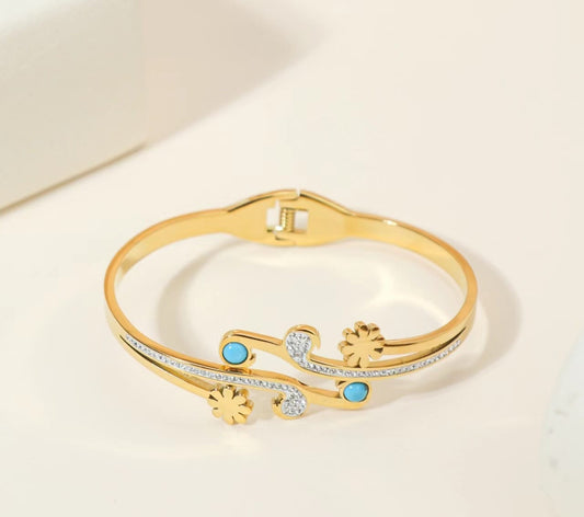 Flowery gold plated bangle bracelet