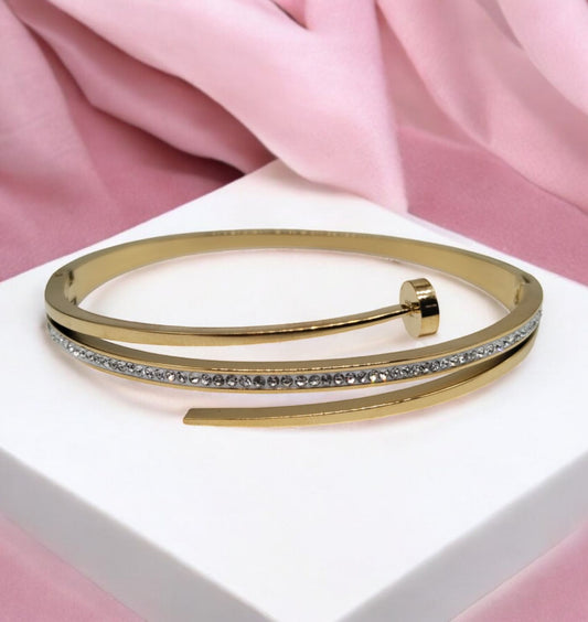Majestic Twinkle Bracelet